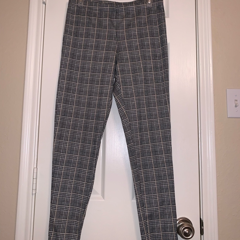 Forever 21 Grey Plaid leggings